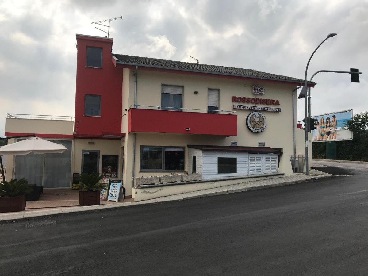 Rosso Di Sera Citta Sant'Angelo Exterior photo